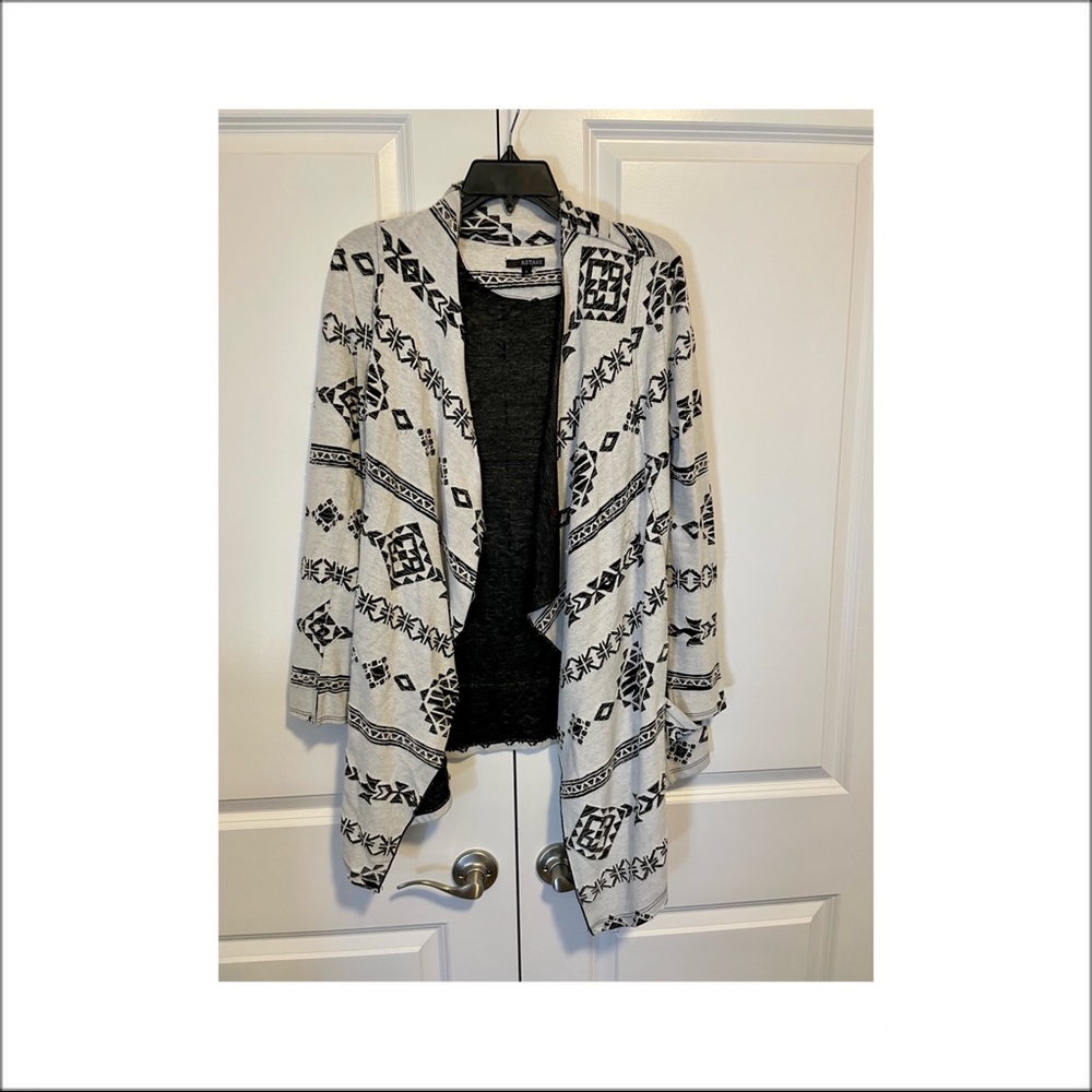 ASTARS open cardigan, size S